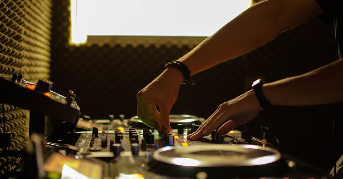 creative media gigs